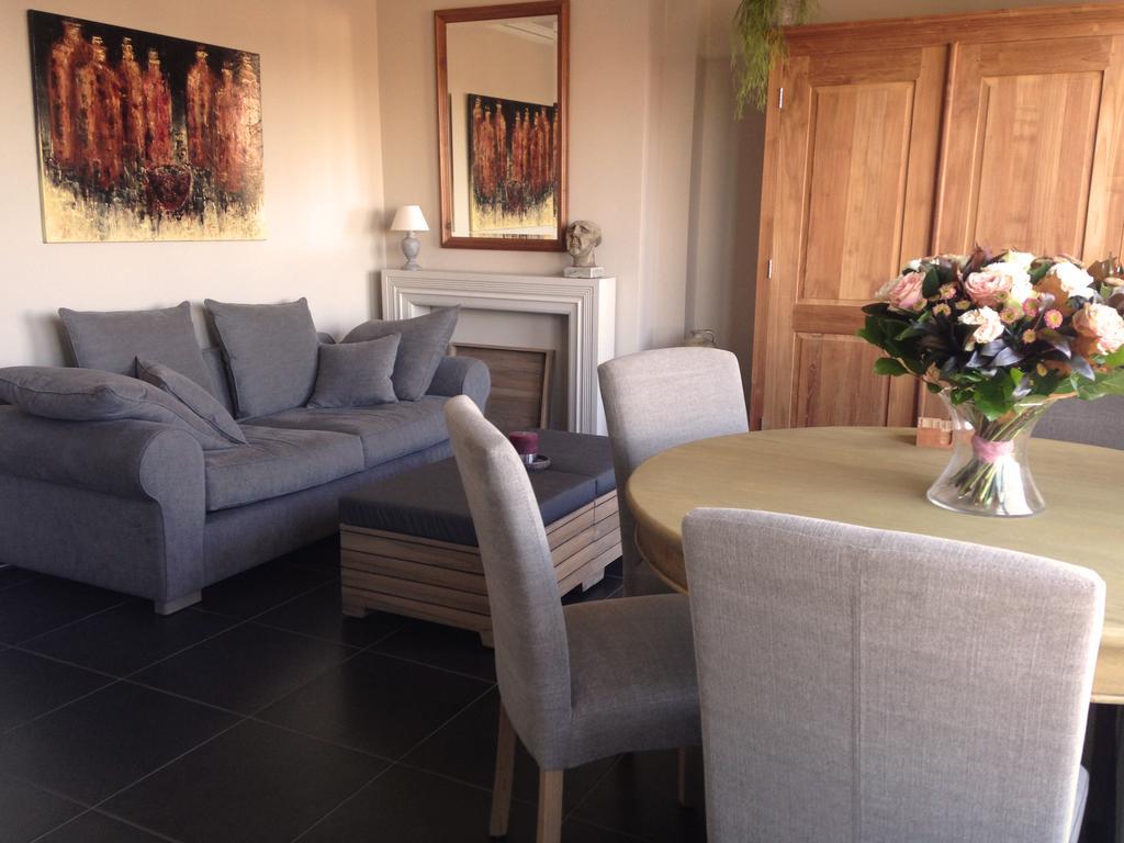 Atrium Apartment Ieper Bagian luar foto