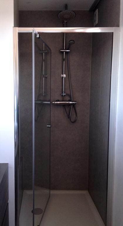 Atrium Apartment Ieper Bagian luar foto